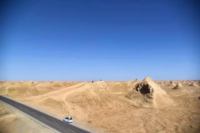 她的美是你无法企及的,她的美是不可方物的美