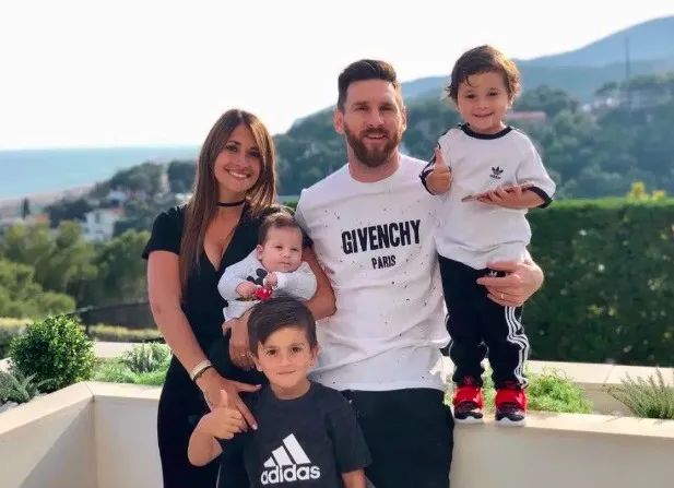 35岁的梅西仿佛回到了25岁的样子,梅西34岁过人