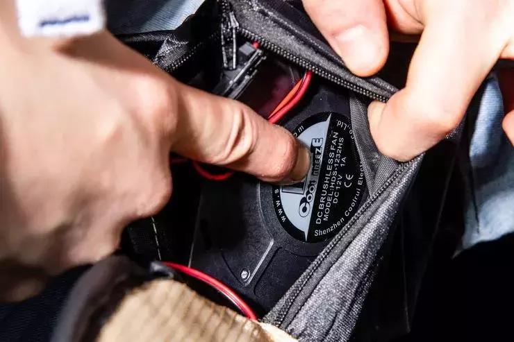 德国小哥欲廉价的改装，从中国订了一堆配件到货后感觉自己沙雕了