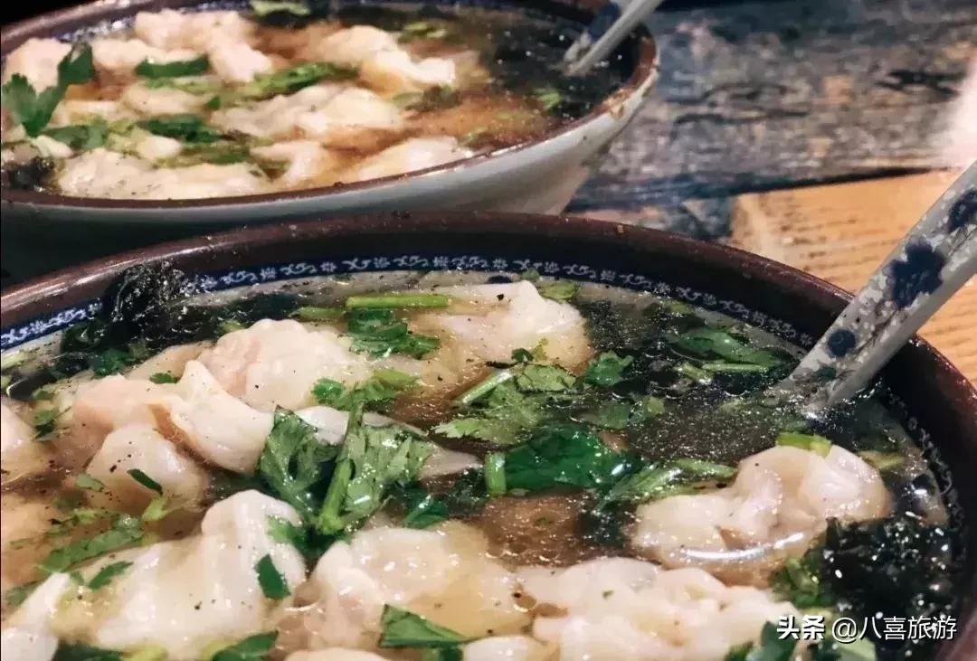 青岛最出名的吃的和玩的地方 (青岛好吃好玩的地方排行榜前十名)