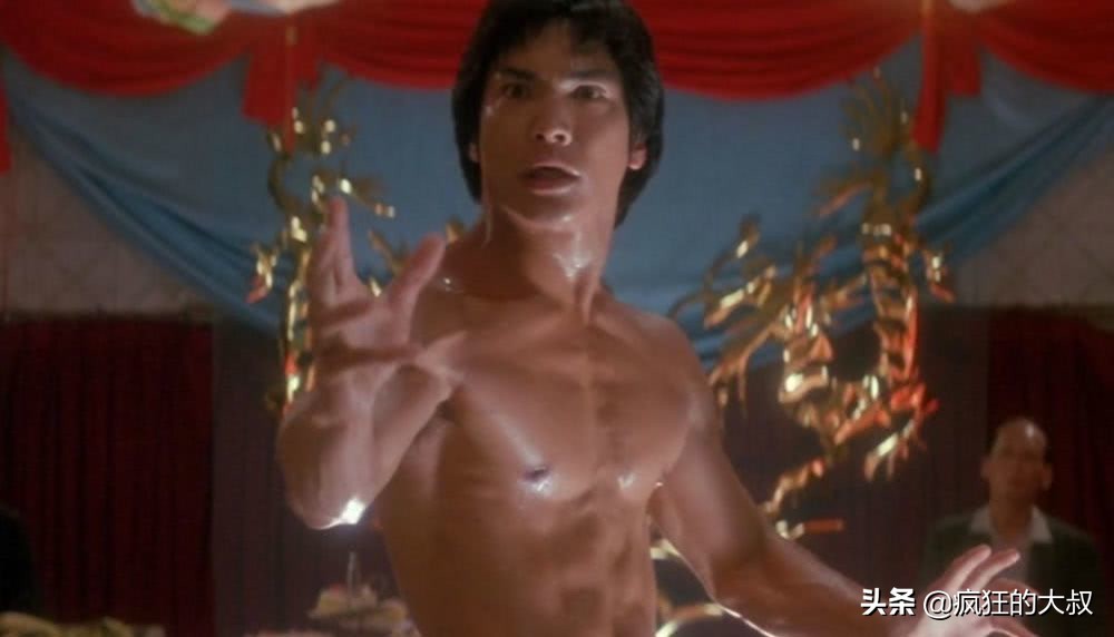 演李小龙的有哪几位明星,盘点李小龙饰演的角色