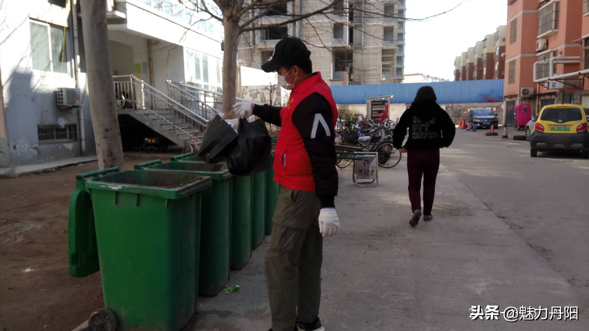 【抗击疫情丹阳在行动连续报道八十一】丹阳路社区：暖心服务送门前，人员隔离心相连