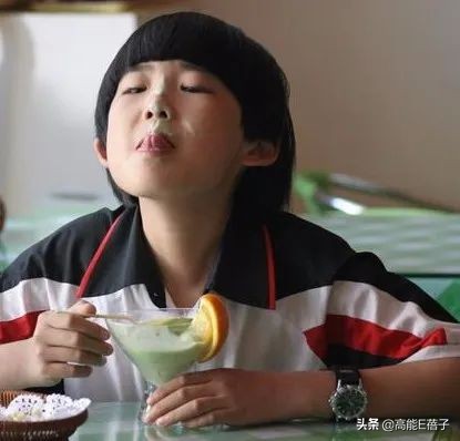 中戏13级下：爱玩“认亲”游戏的男生和脸熟的女同学们