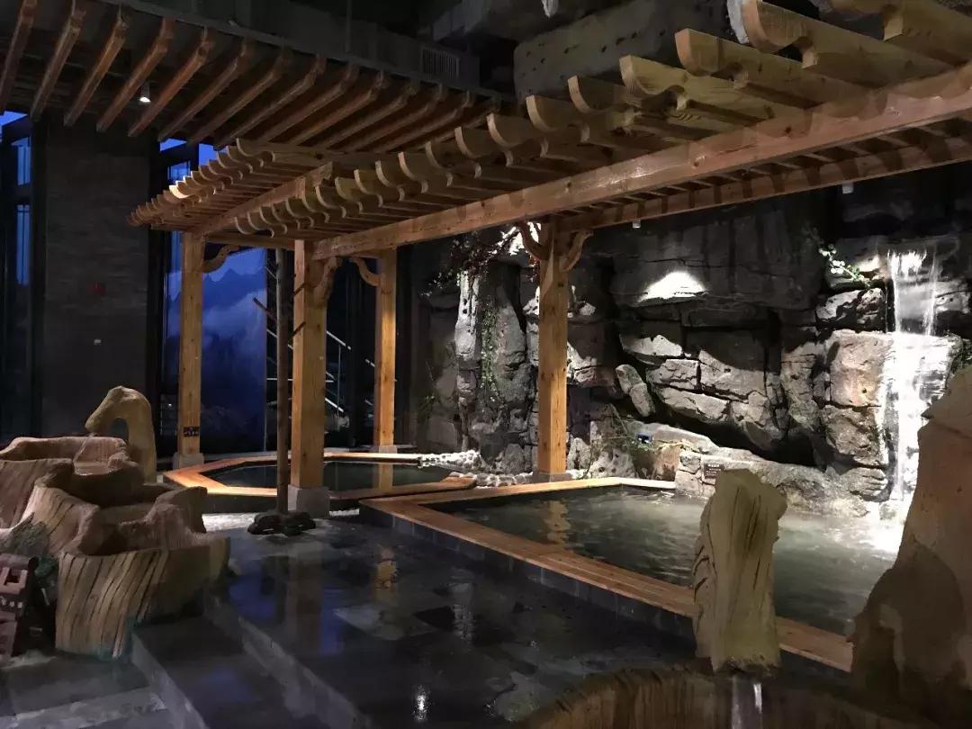 本溪绿石谷温泉春节,来本溪观雪景泡温泉享惬意