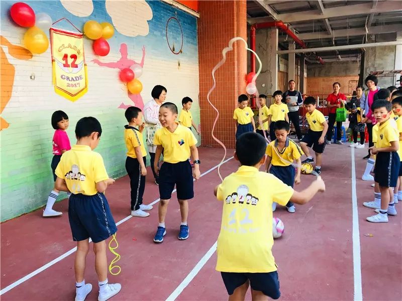 越秀｜太燃！铁一小学的这个体育节活力满满、欢乐满满，还科技感爆棚