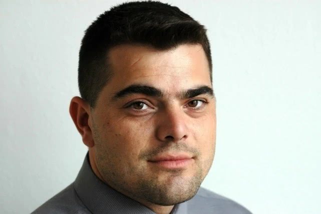 肾功能差的人有三个标志比较明显,肾功能弱的人性格