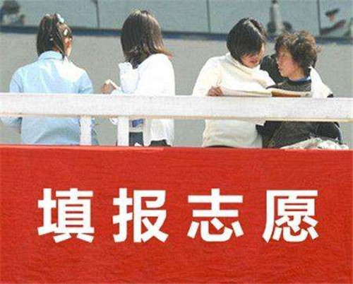 如何看待周浩放弃读北大,周浩放弃北大读技校