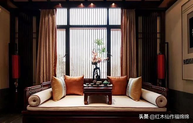 新中式小户型客厅红木家具摆放,小户型新中式红木家具摆放效果图