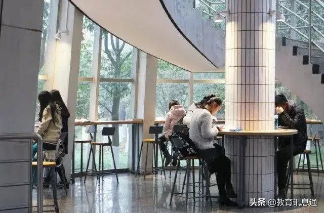 一份来自成都大学的“自我介绍”