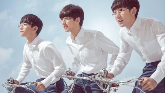 tfboys三个男孩的粉丝有多猛,tfboys三人轰动全场