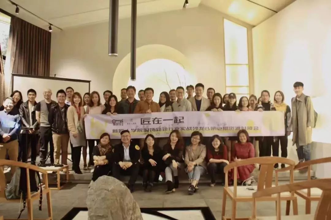 厨王们又要开始争霸了，我的关注点确是他们的刀