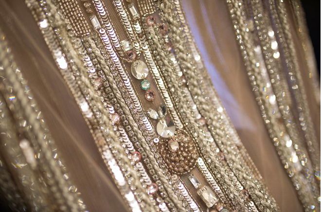 迪士尼冰雪奇缘衣服,看冰雪奇缘2电影