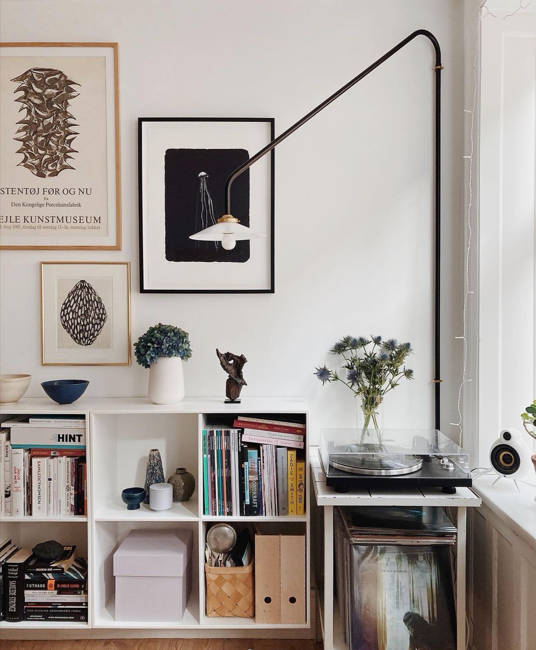 侘寂风极简卧室装饰画,天马行空装饰画