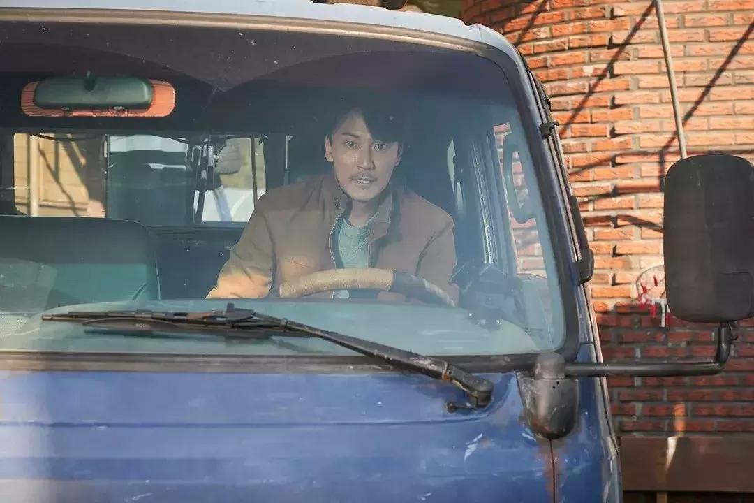 比釜山行更精彩更刺激的丧尸,釜山行这部丧尸片凭什么让你哭