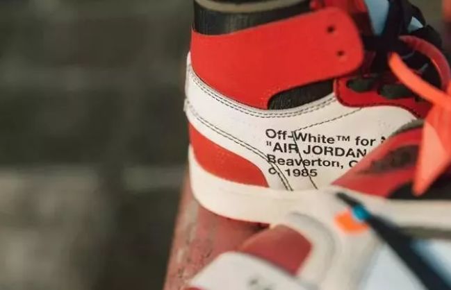 “炒鞋”成了“大生意”？江苏一大学生花38万元买球鞋，结果