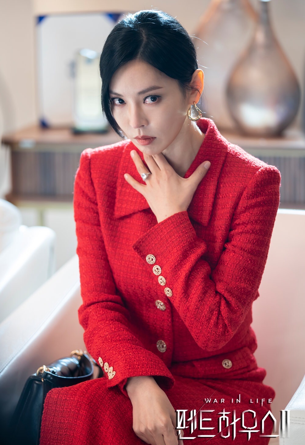 看了《顶楼2》，又发现一个“疯批美人”衣品开挂，每套都超想要