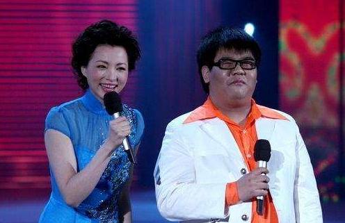 盲人杨光为什么不火了,从爆红到消失盲人歌手杨光