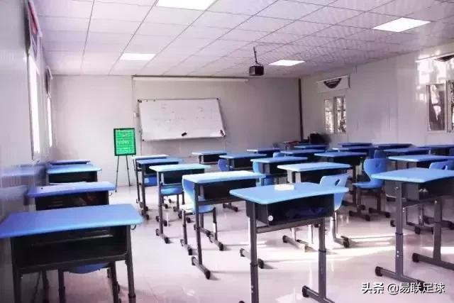 易联足球秋季班报名,易联梯队训练赛