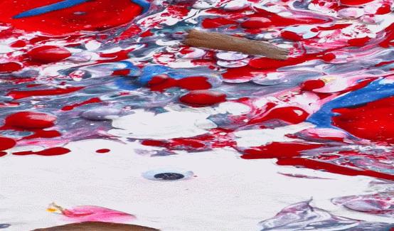 父母“纵容”的熊孩子成为了2岁的女版“毕加索”，作品卖出百万