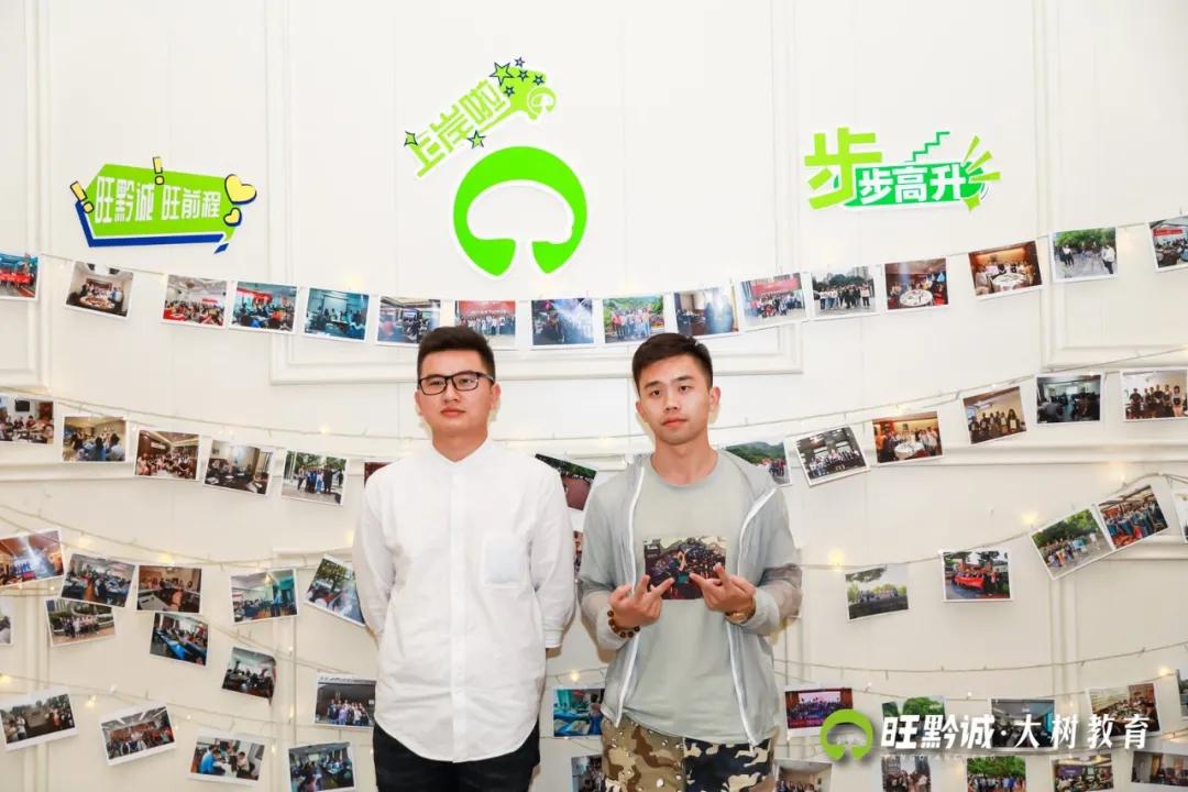 奖学金颁奖典礼完满结束主持稿,考试表彰大会进步奖怎么才能拿到