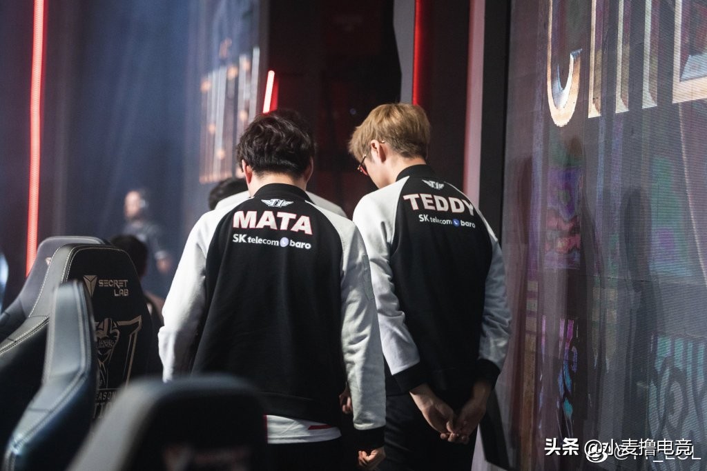 大师兄问答环节：阿水团战走位太神奇，头号狗吹仍不忘Uzi