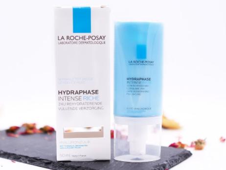 什么是祛痘痘精华乳液,痘痘肌适合的护肤品去闭口