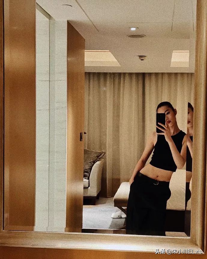 拒绝Coach算什么？看完刘雯的*服私**就知道她有多刚