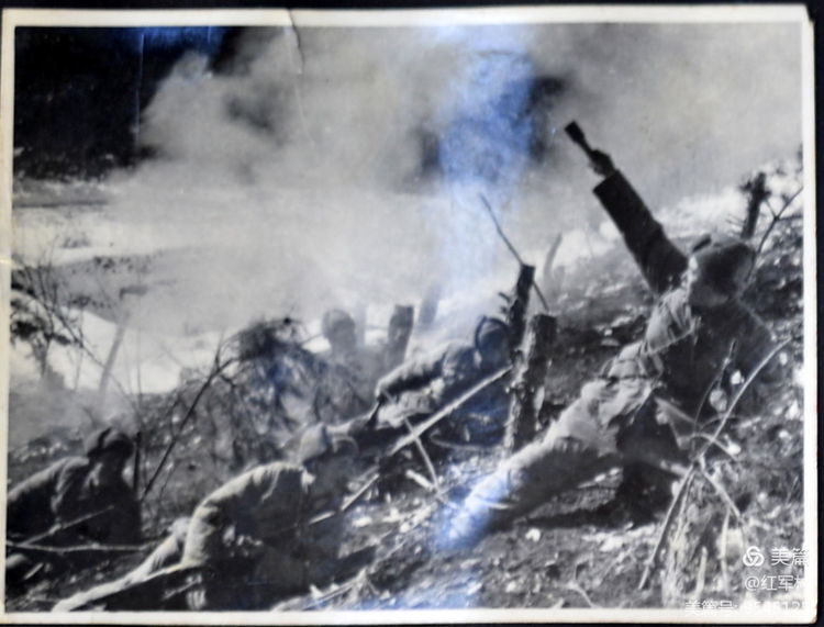 为志愿军烈士墓和毛岸英烈士墓写碑文的罗继五