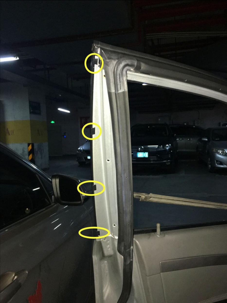 别克凯越后门玻璃更换教程,凯越的车门板怎么拆卸图解