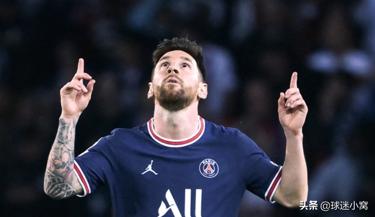 梅西和萨拉赫比赛,天才左脚足球