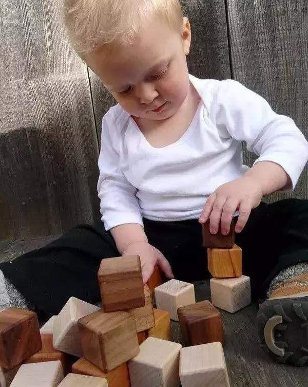 大漆加桐油怎么做面漆干的快又亮,桐油和水性清漆