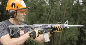 ak和ar哪个更好,ar跟ak谁最厉害