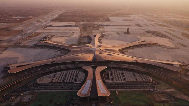 世界最繁忙机场客机起降视频,世界最大飞机场起飞视频