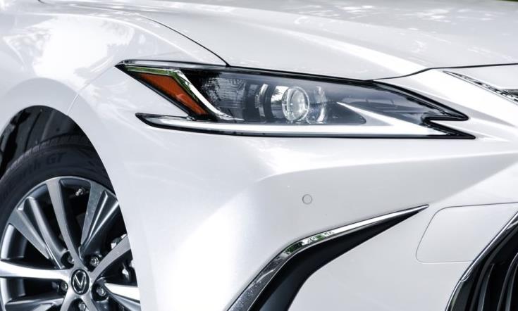 28万能买到雷克萨斯es200,28万预算雷克萨斯es200二手