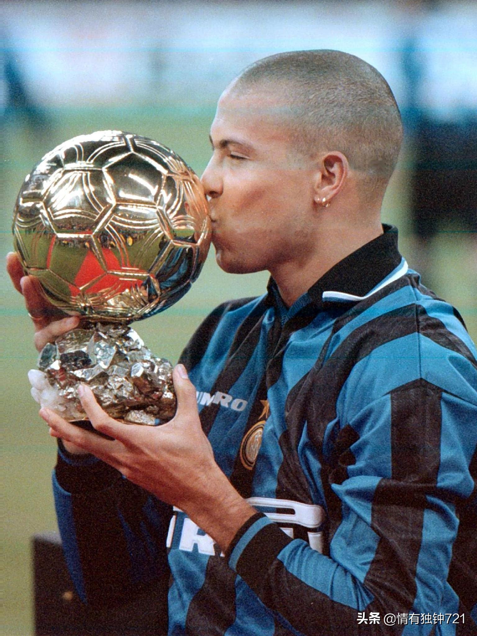 绝代双骄梅西c罗纪录片,历届金球奖得主梅西