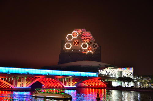 高雄旅游攻略必去景点,高雄景点必去旅游景点