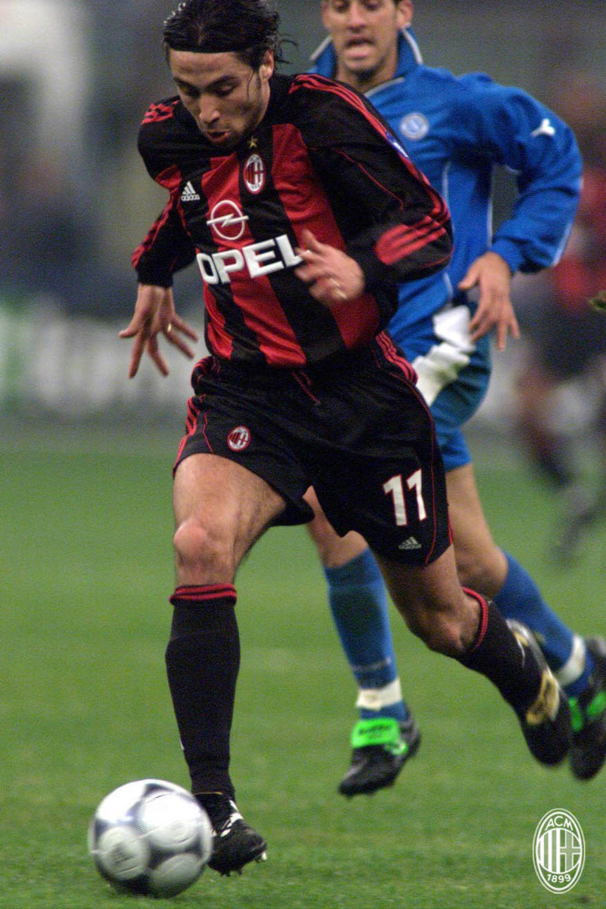 红黑军团10号球衣,12号球衣背后的故事