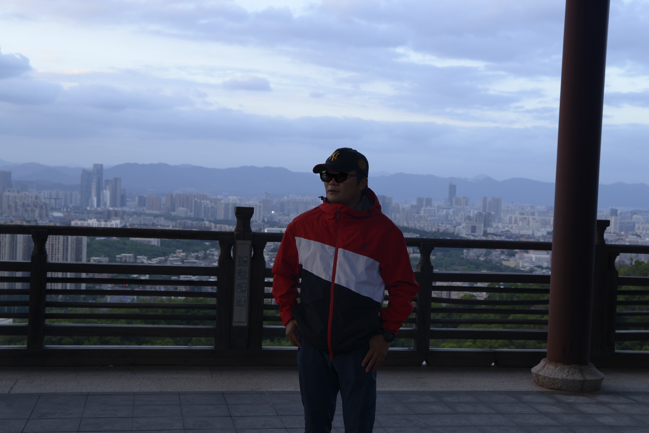 时尚运动范冲锋衣内胆,时尚气质冲锋衣