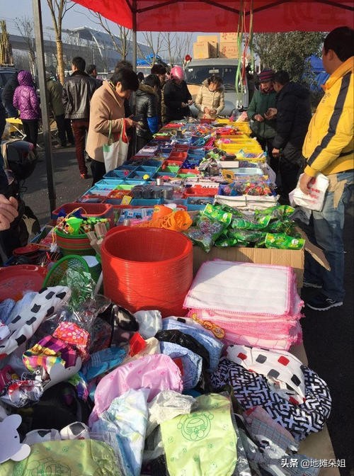 摆地摊卖袜子怎么赚钱,上海摆地摊卖袜子赚钱吗