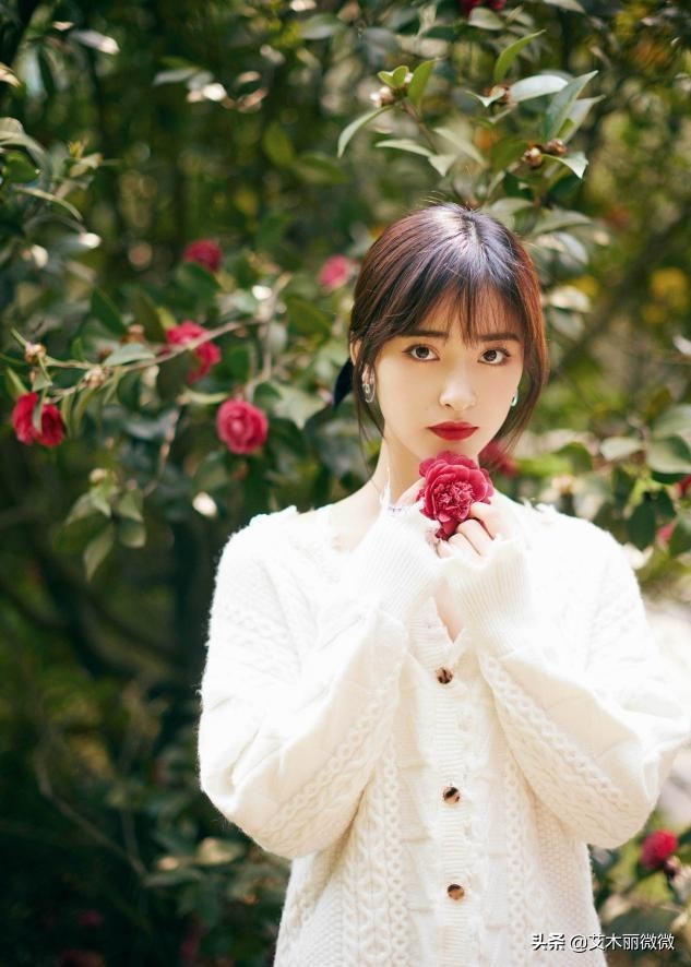 日系女星沈月写真图片,日系少女沈月穿搭