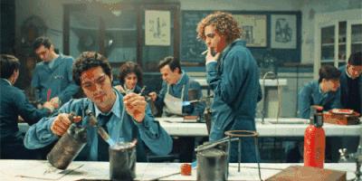 *欲情**疯狂、*社会反**，他美得像梦露却杀人无数