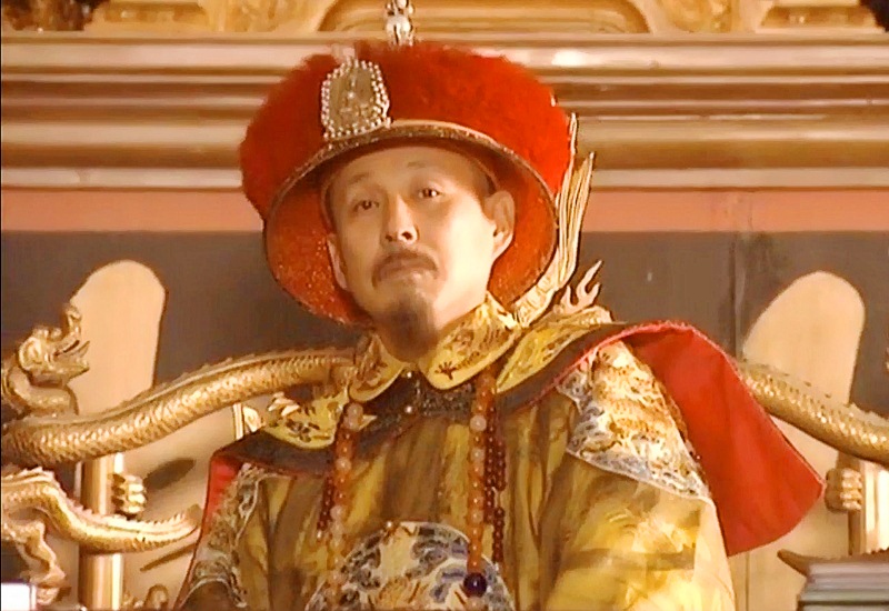 康熙雍正乾隆嘉庆之间的关系排序,康熙最后传位于雍正