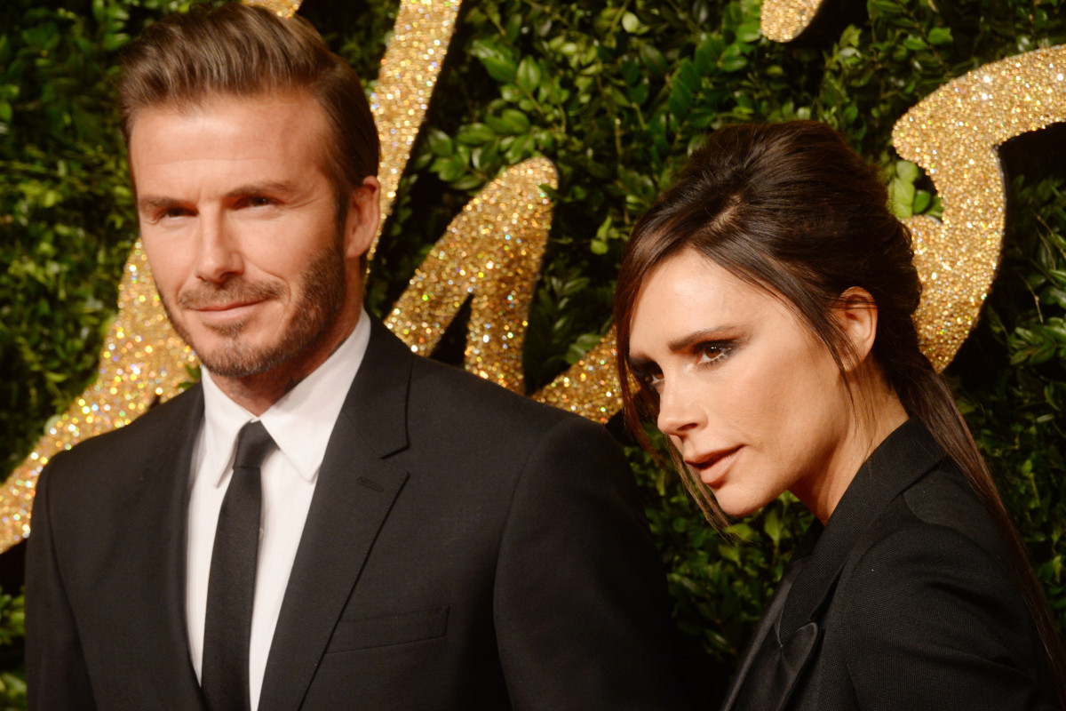 情人节撒狗粮的情侣,情人节撒狗粮瞬间