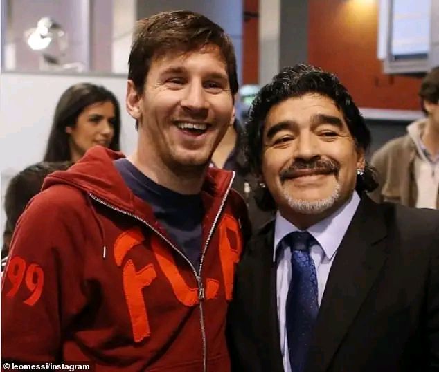 突发！世纪球王巨星马拉多纳陨落离世，贝克汉姆吊唁：悲伤的一天