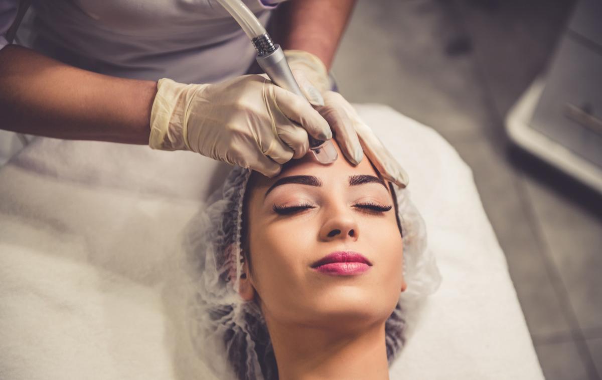 怎么去除脸上的黑痘印红痘印,祛后背痘印淡化痘印推荐