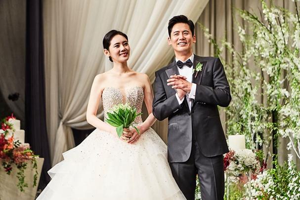 于晓光的经历,于晓光与秋瓷炫的合影