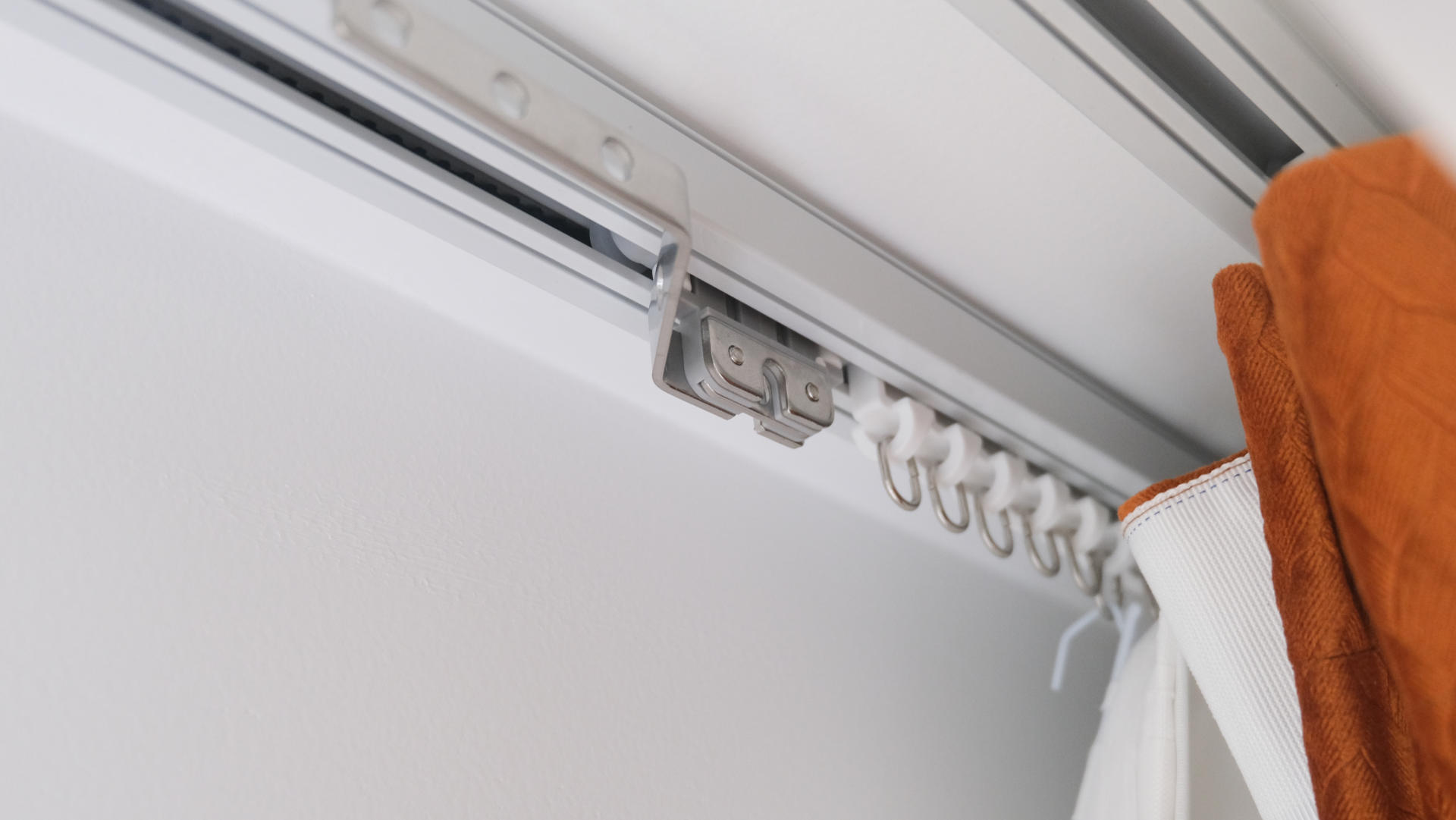 智能窗帘电动窗帘怎么安装,电动窗帘哪个步骤装最好