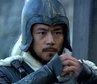 非关非吕即马忠|那个儿时的英雄，已经被我们自己射死
