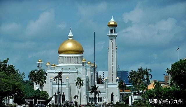 亚洲土豪文莱经济到底多发达，一块钱就能看所有的病？