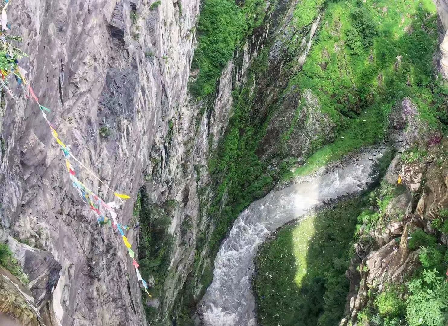 吉隆口岸旅游攻略,西藏吉隆自驾游攻略